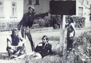 1969-the-snakes-vil--nova-sest.-1969-jiri-smelik--st.setka--jan-jirasko--ramona-jiraskova--zvukar-jan-borga-neni-na-fotu.jpg
